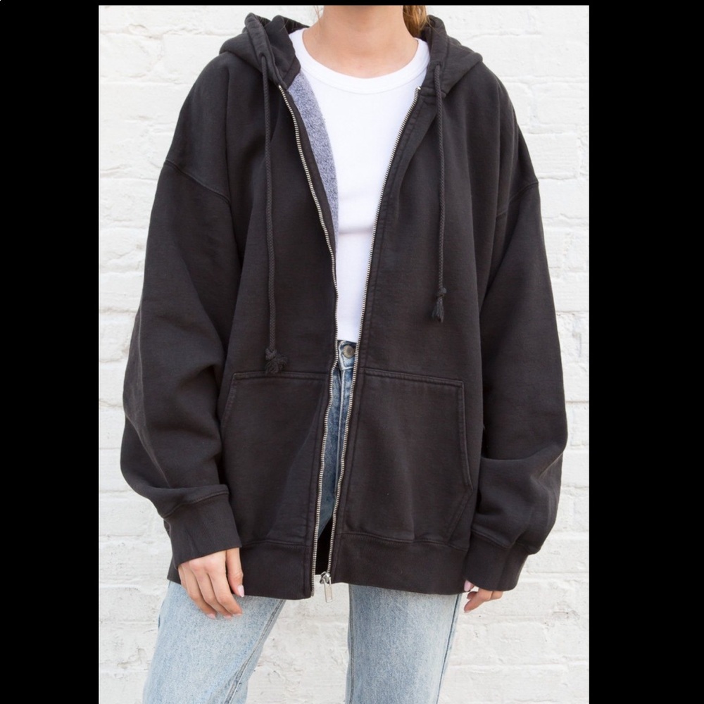 Black Christy hoodie from Bandy Melville